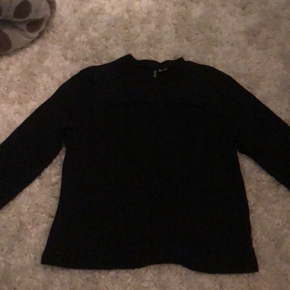 H&M cut open black top NWOT
